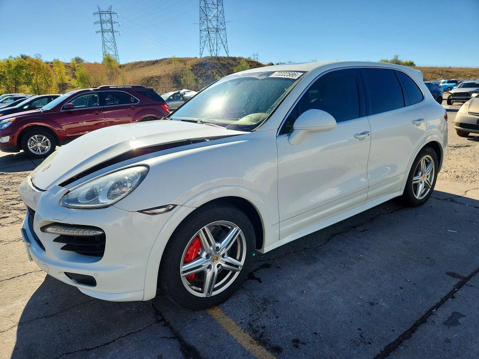 2012 PORSCHE CAYENNE TURBO  