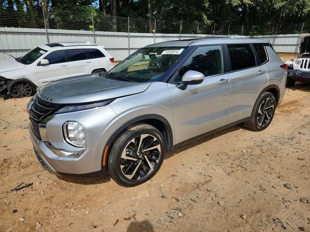2024 MITSUBISHI OUTLANDER SE  