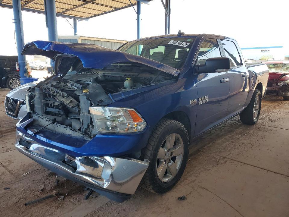 2017 RAM 1500 SLT  