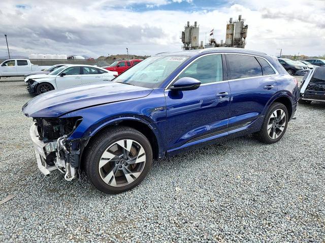 2022 AUDI E-TRON PREMIUM  