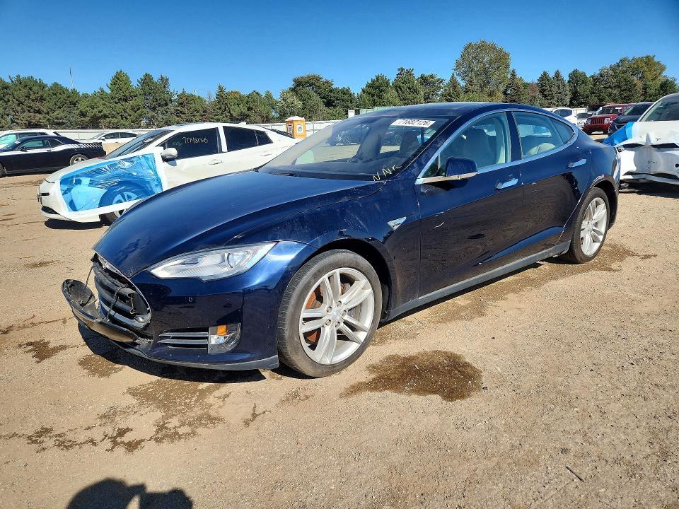 2014 TESLA MODEL S   