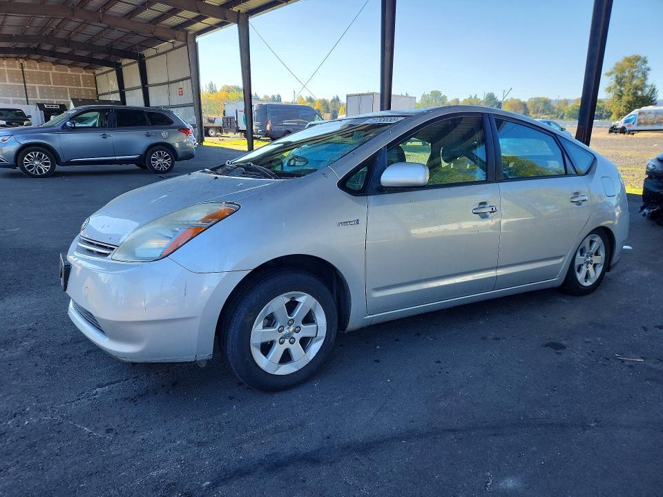 2007 TOYOTA PRIUS BASE  