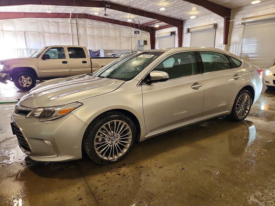 2016 TOYOTA AVALON LIMITED  
