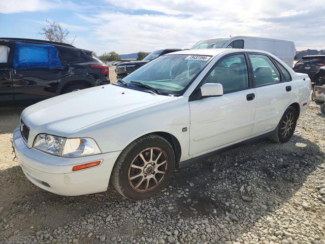 2003 VOLVO S40