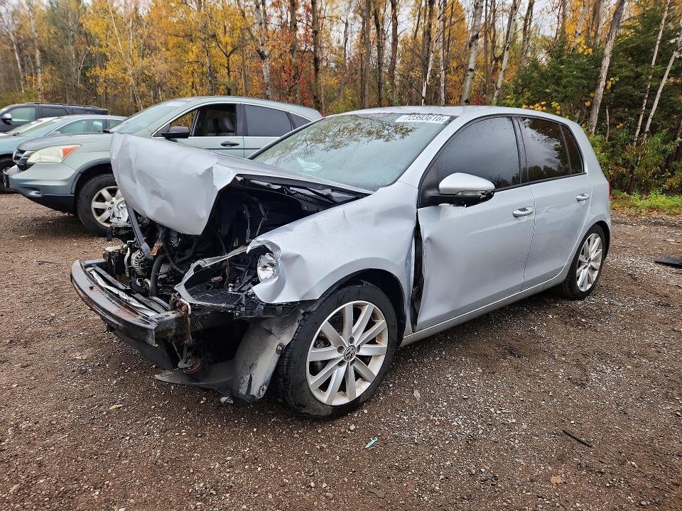 2011 VOLKSWAGEN GOLF   