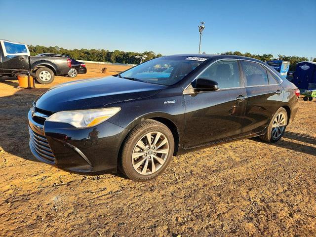 2015 TOYOTA CAMRY XLE  