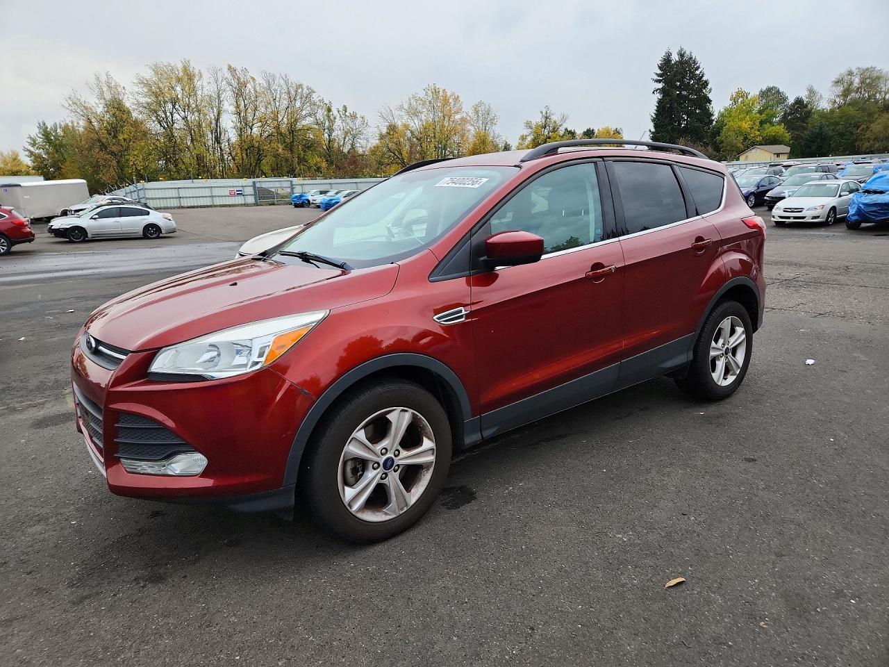 منظر 2015 FORD ESCAPE SE، زاوية 1