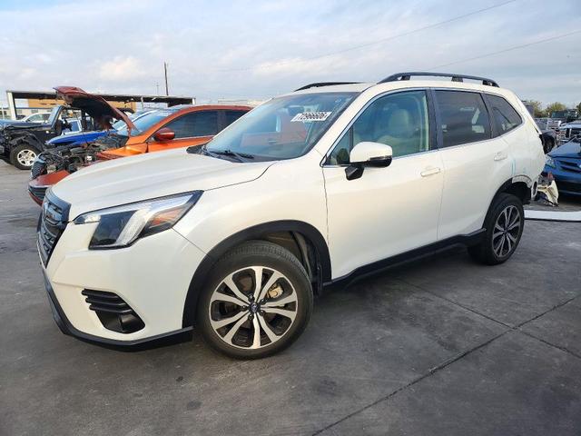 2022 SUBARU FORESTER