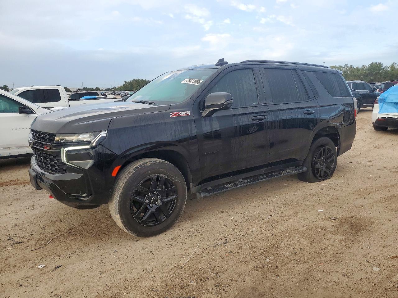 Vue de 2023 CHEVROLET TAHOE K1500 Z71, angle 1