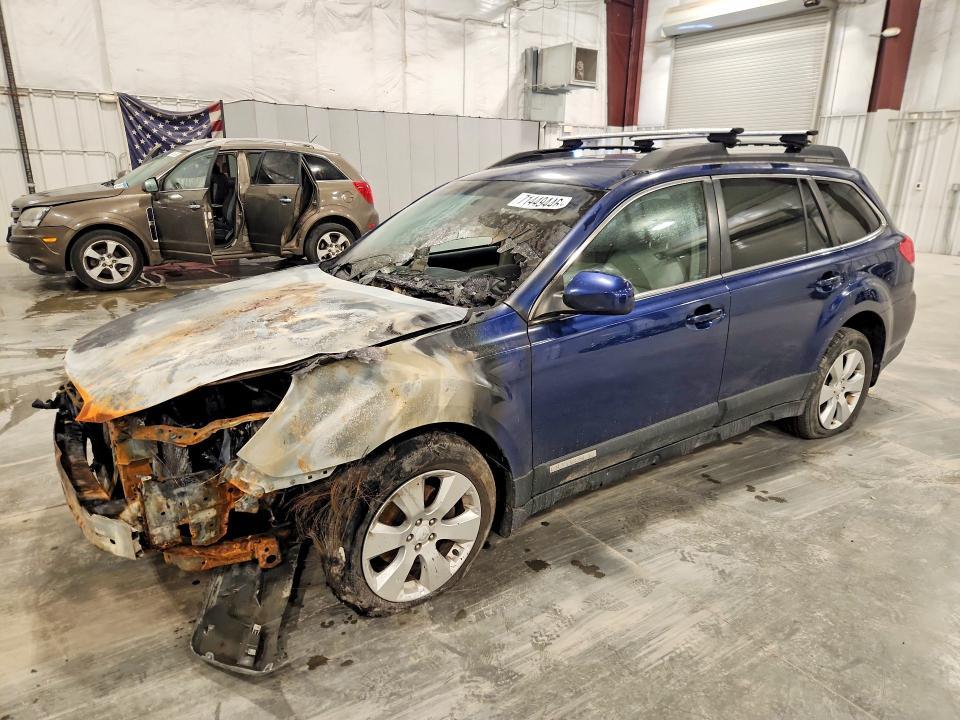 2010 SUBARU OUTBACK 25I PREMIUM  