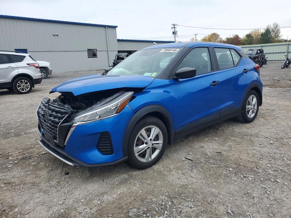 2021 NISSAN KICKS S  
