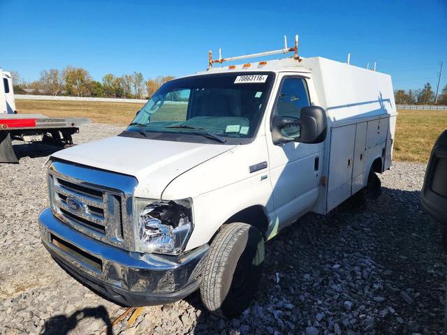 2010 FORD ECONOLINE E350 SUPER DUTY CUTAWAY VAN  