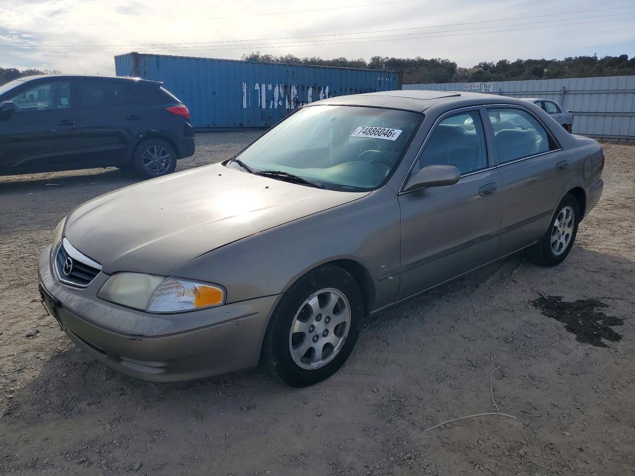 Вид 2000 MAZDA 626 ES, угол 1