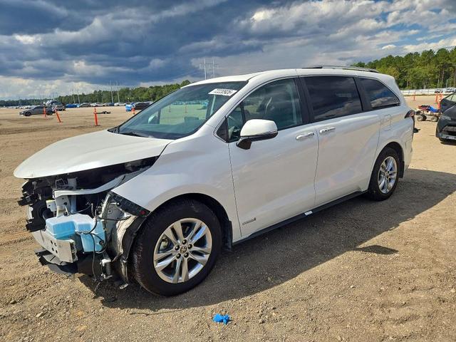 2021 TOYOTA SIENNA LIMITED 7-PASSENGER  