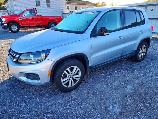 2013 VOLKSWAGEN TIGUAN S  