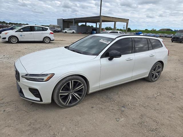 2021 VOLVO V60 T5 R-DESIGN  