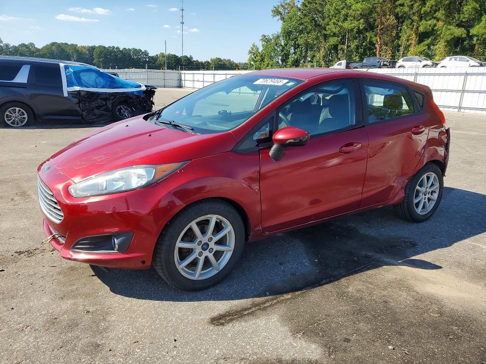 2016 FORD FIESTA SE  