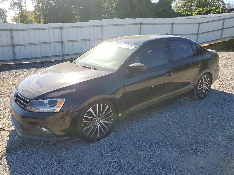 2016 VOLKSWAGEN JETTA SPORT  