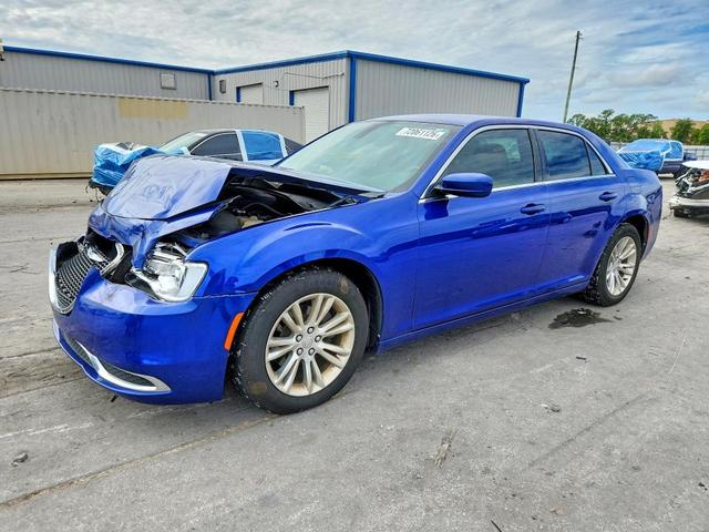 2019 CHRYSLER 300