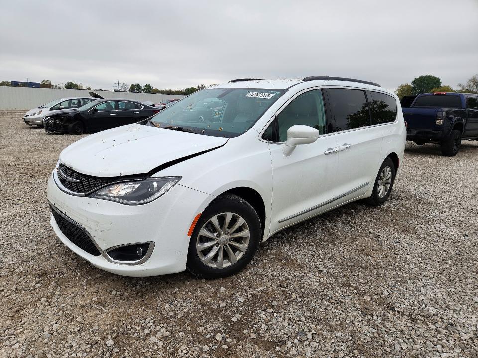 2017 CHRYSLER PACIFICA TOURING L  