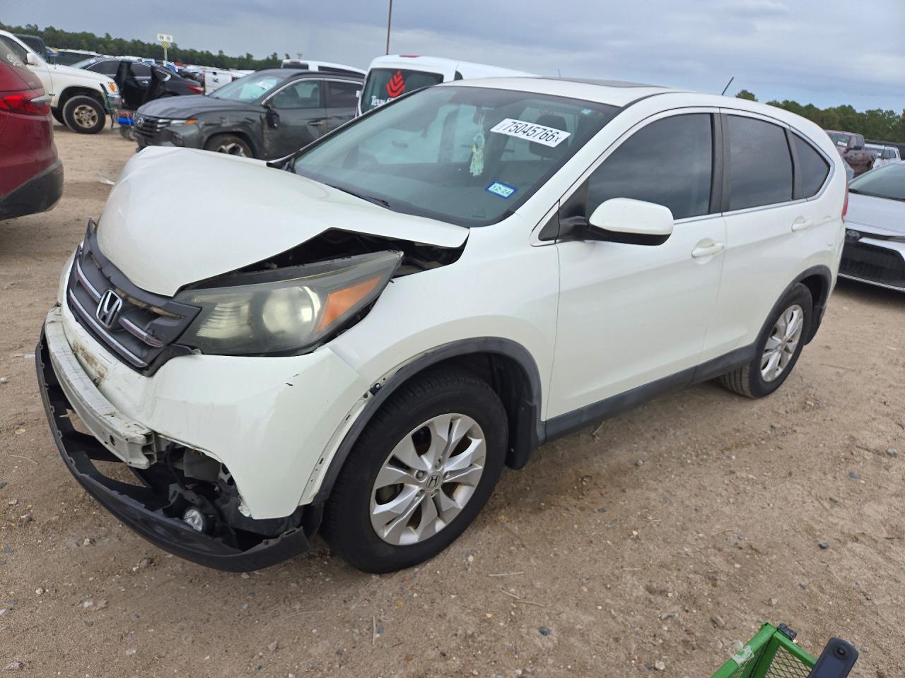 Vista de 2014 HONDA CR-V EX, ángulo 1