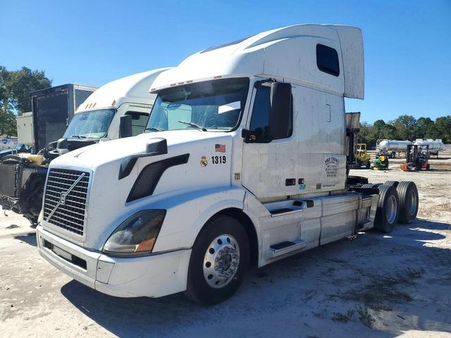 2016 VOLVO VNL SEMI TRUCK