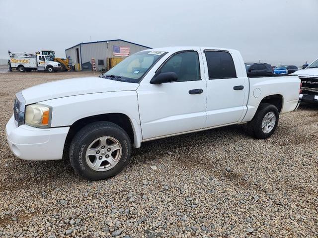 2007 DODGE DAKOTA QUAD SLT  