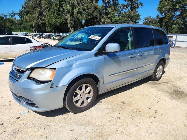 2013 CHRYSLER TOWN & COUNTRY TOURING  