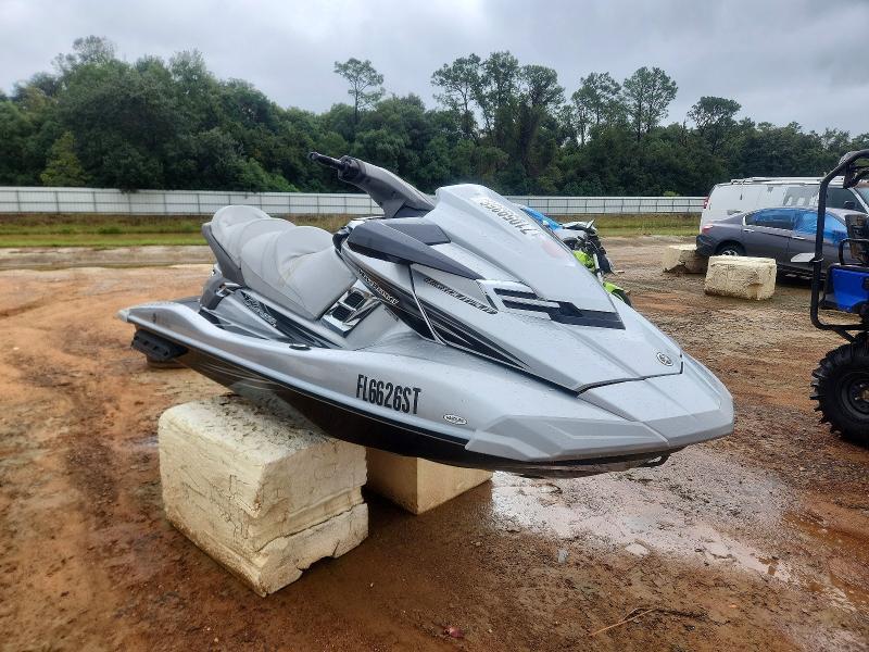 2013 YAMAHA WAVE RUNNER FX CRUISER JET SKI