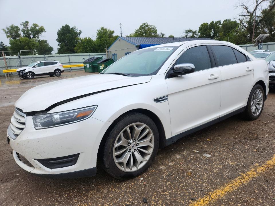 2015 FORD TAURUS LIMITED  