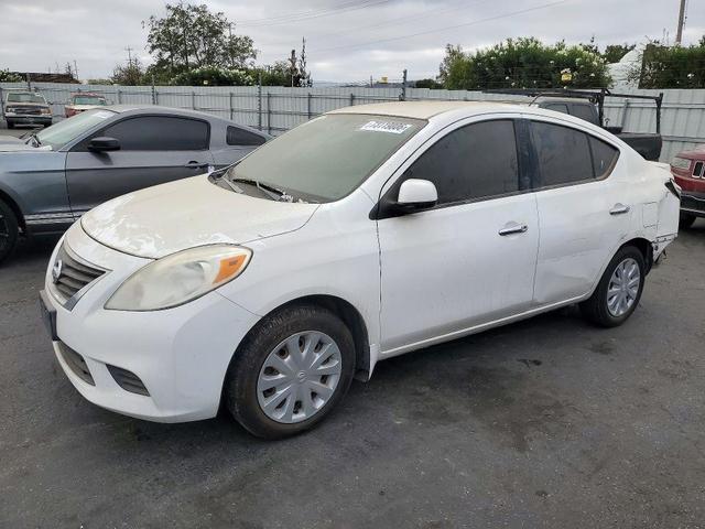 2013 NISSAN VERSA