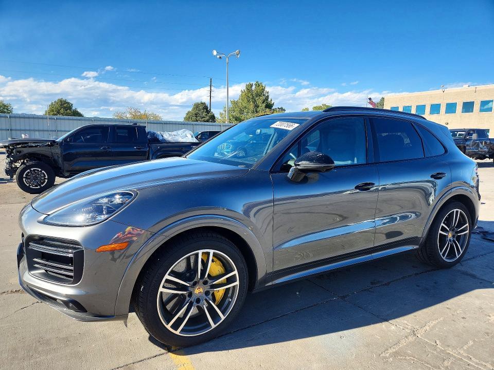 2019 PORSCHE CAYENNE TURBO  