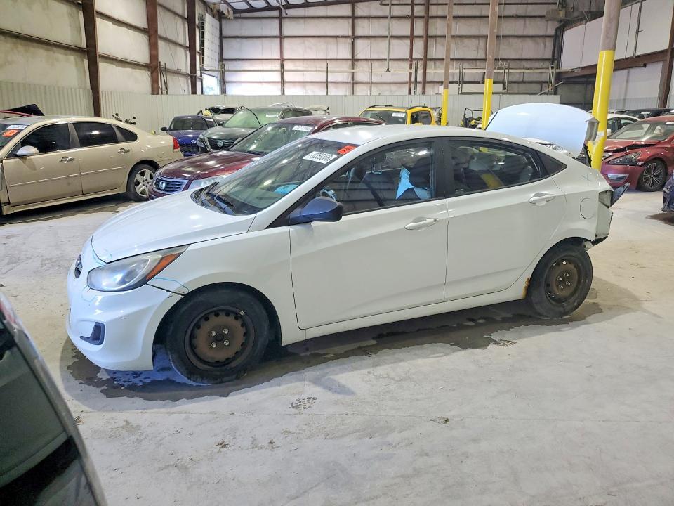 2014 HYUNDAI ACCENT GLS  