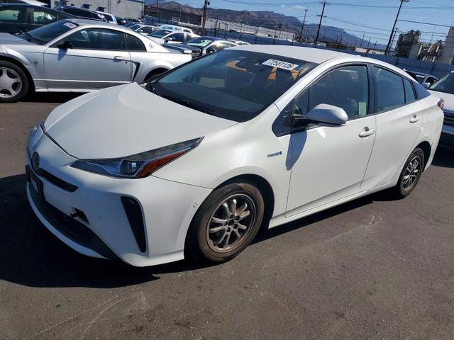 2019 TOYOTA PRIUS LE  