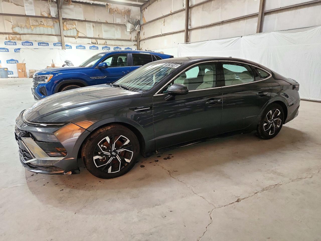 2025 HYUNDAI SONATA SEL view, angle 1