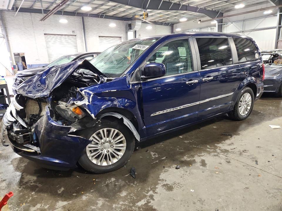 2015 CHRYSLER TOWN & COUNTRY TOURING L  