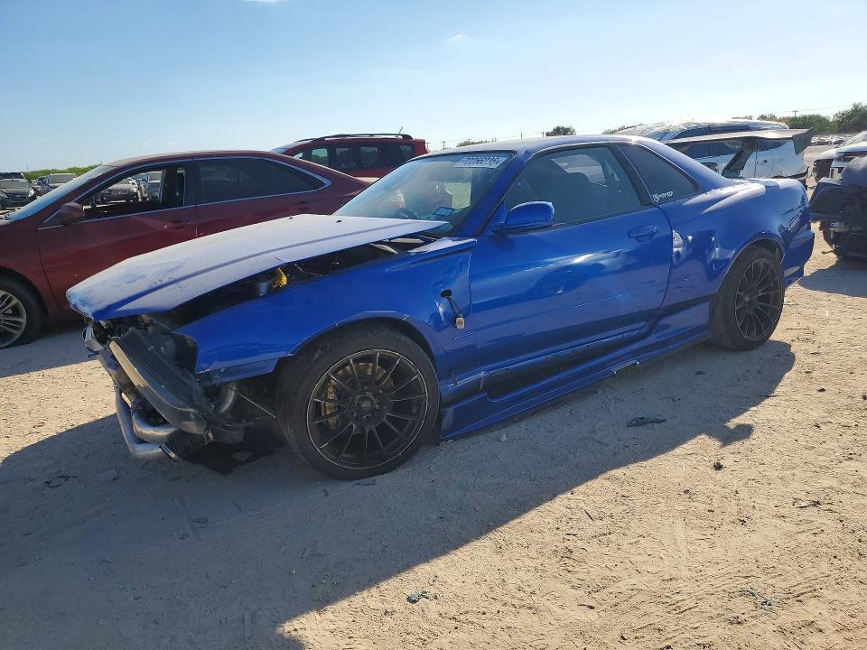 2000 NISSAN SKYLINE   