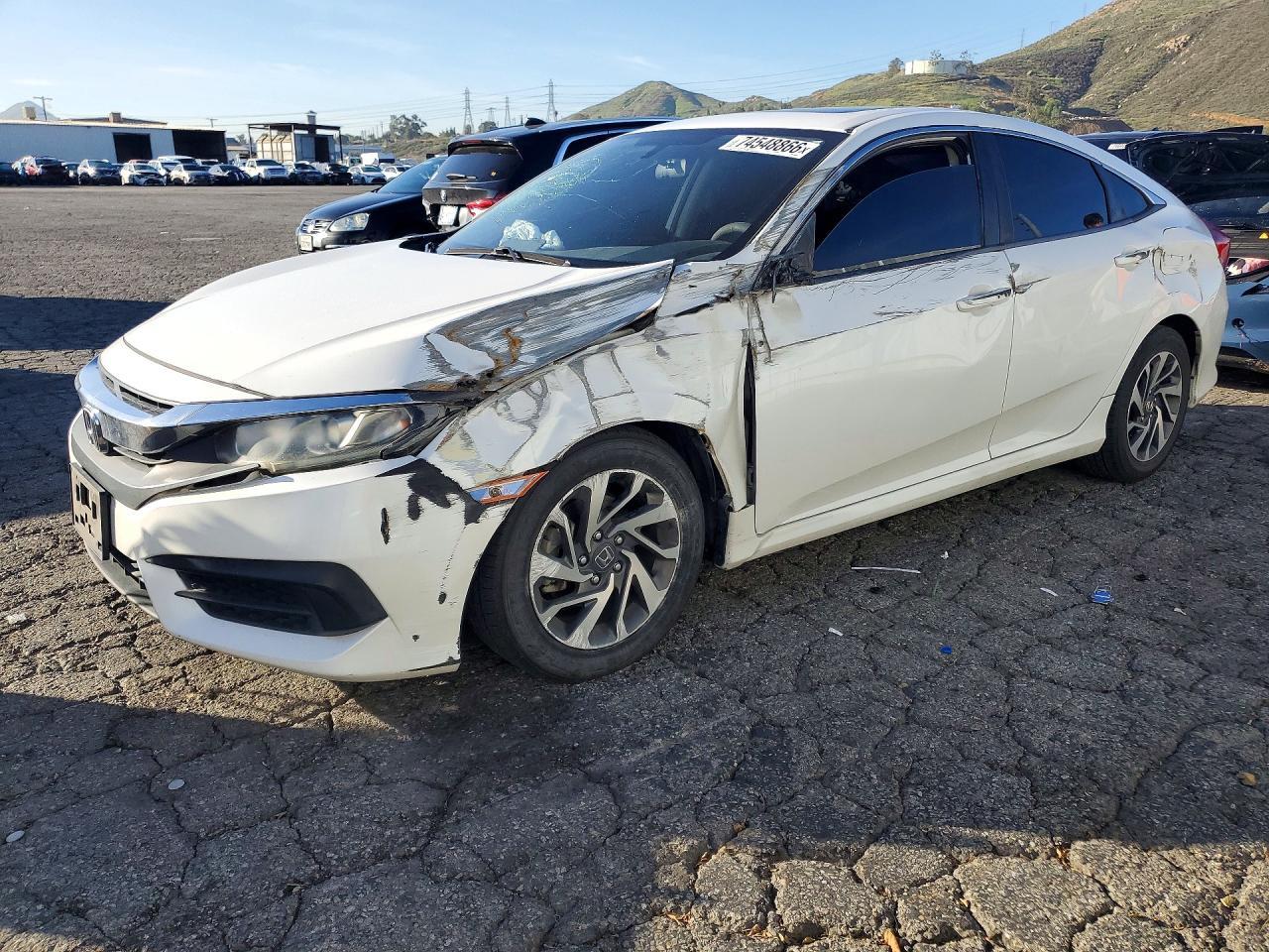 Vedere 2018 HONDA CIVIC EX, unghi 1