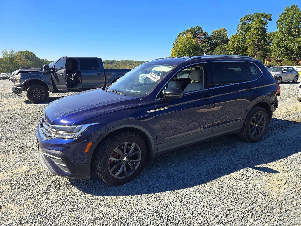 2022 VOLKSWAGEN TIGUAN SE  