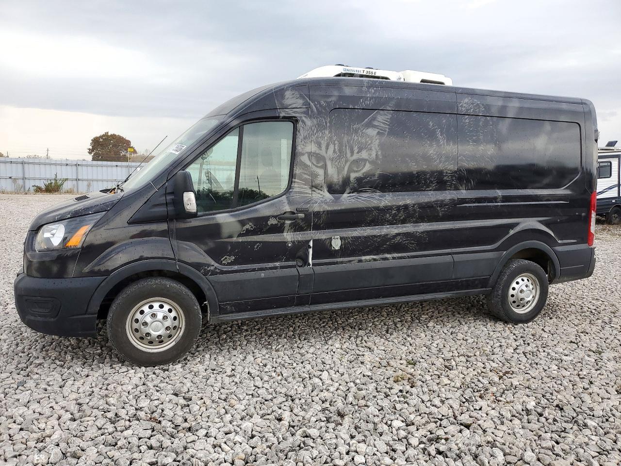 Vue de 2021 FORD TRANSIT T-350, angle 1
