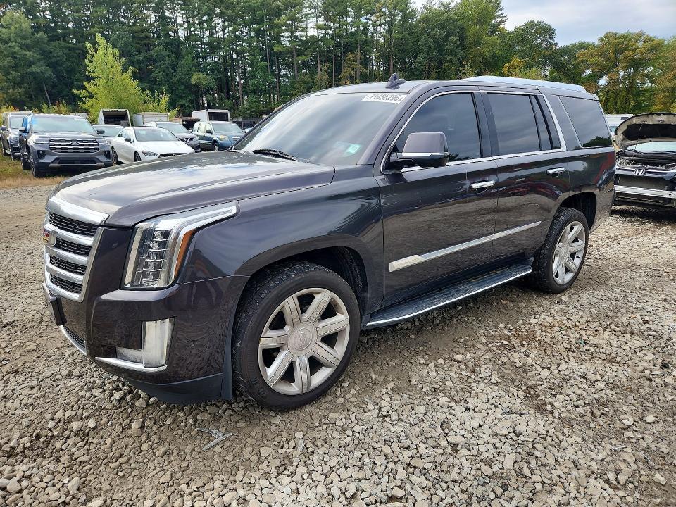2017 CADILLAC ESCALADE LUXURY  
