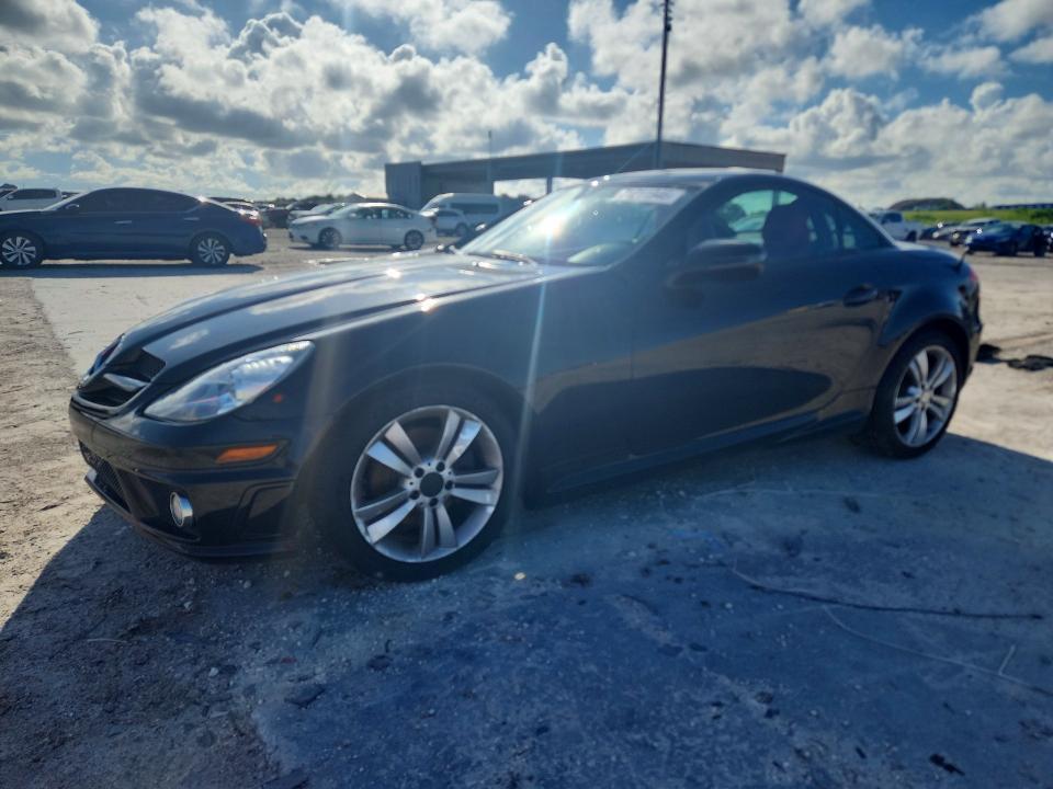 2011 MERCEDES-BENZ SLK 300  