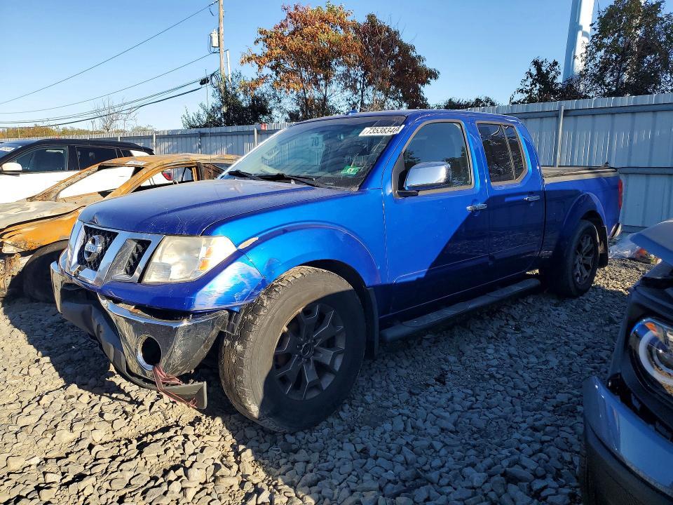 2014 NISSAN FRONTIER SL  