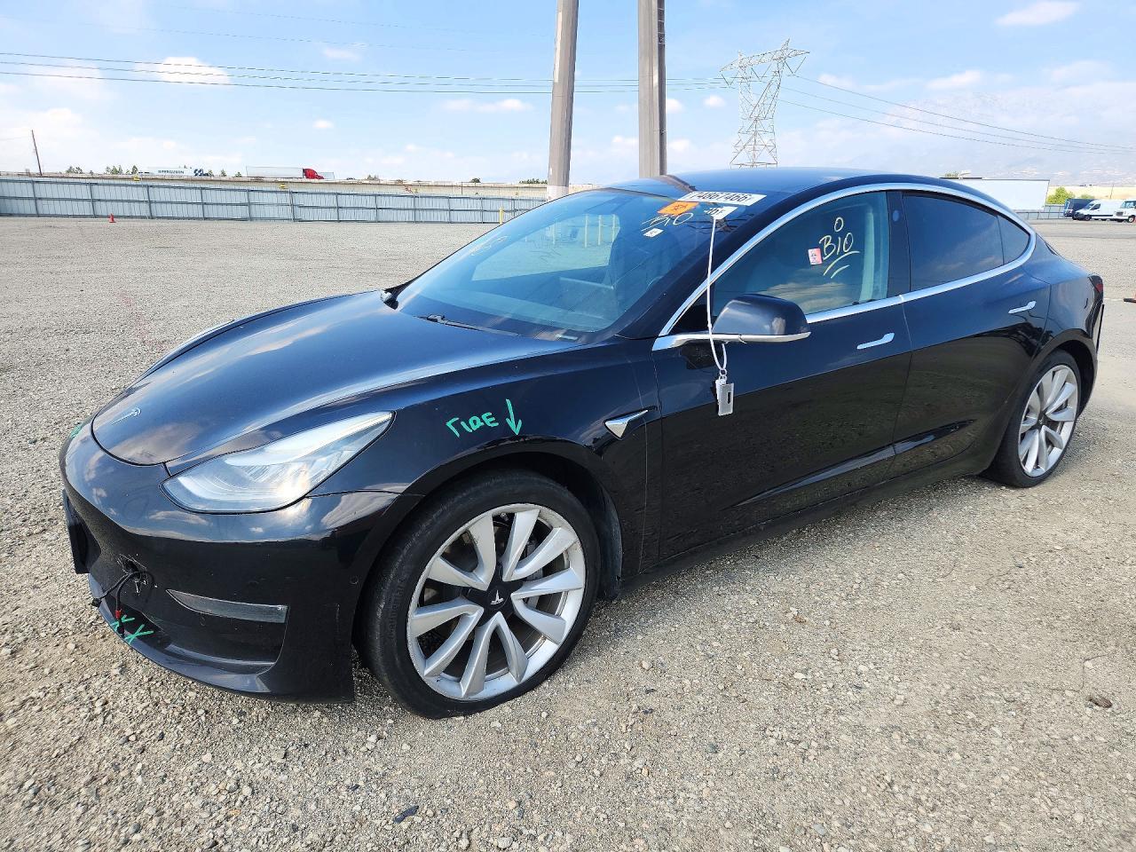 Vista de 2018 TESLA MODEL 3, ángulo 1