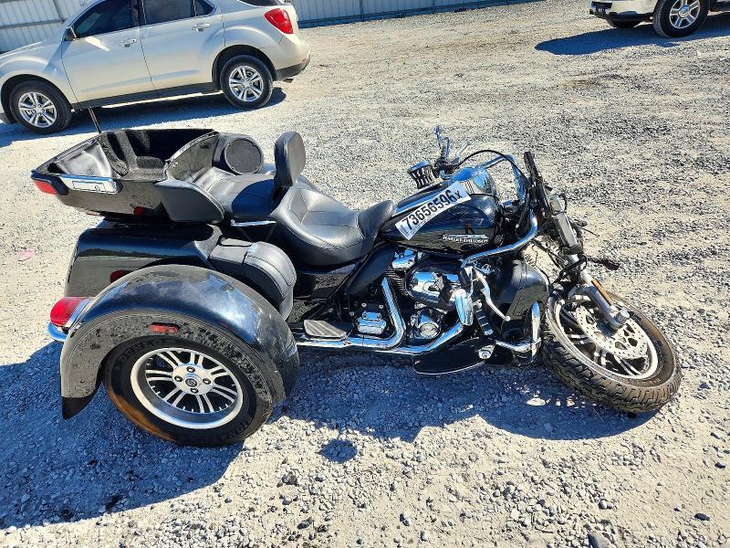 2021 HARLEY-DAVIDSON FLHTCUTG   