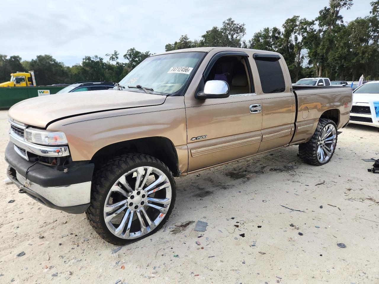 Vista de 2000 CHEVROLET SILVERADO K1500, ángulo 1