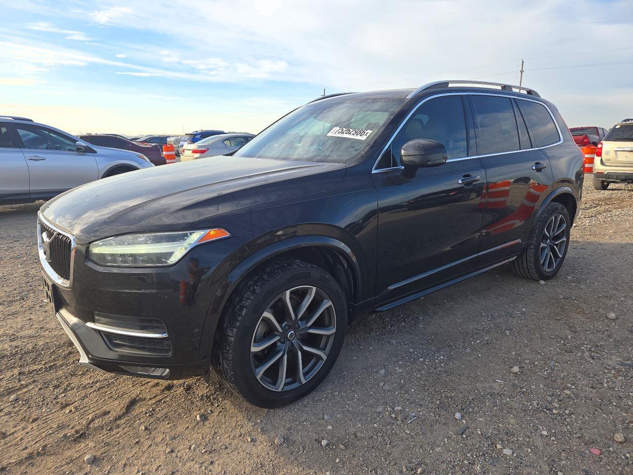 2018 VOLVO XC90 T5 view, angle 1