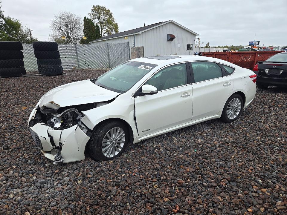 2015 TOYOTA AVALON HYBRID XLE TOURING  