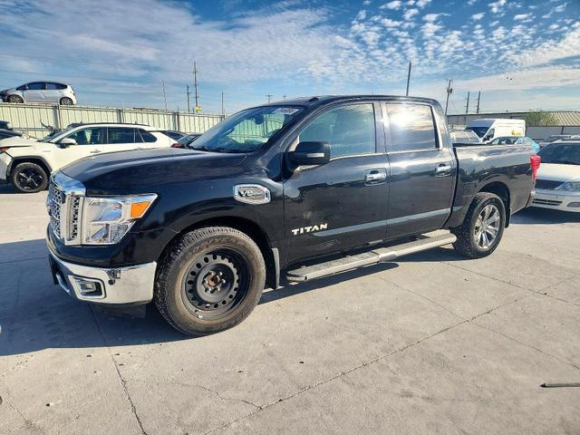 2017 NISSAN TITAN