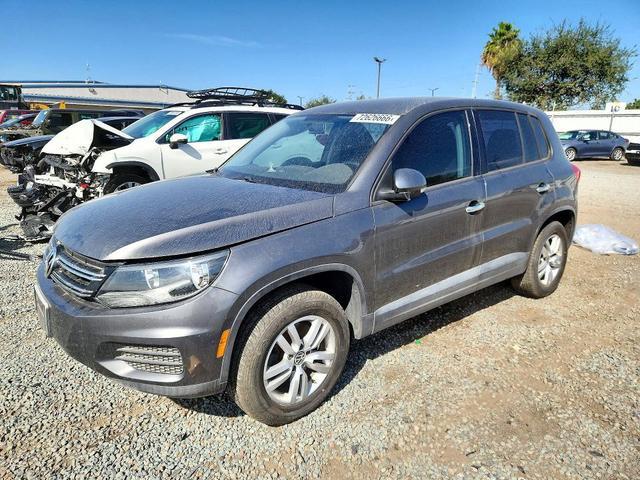 2013 VOLKSWAGEN TIGUAN S  